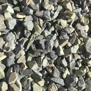 Oro Verde 3/4" Decorative Rock